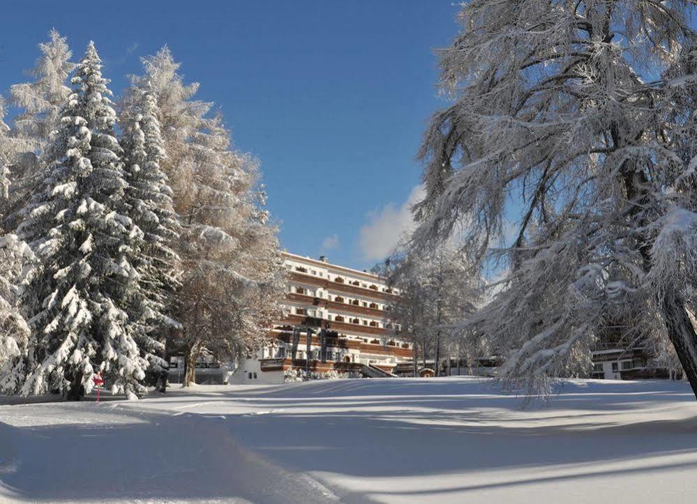 Grand Hotel Du Golf & Palace Crans-Montana Dış mekan fotoğraf